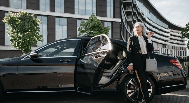 Limousine Services Miami: Travel in Style and Comfort